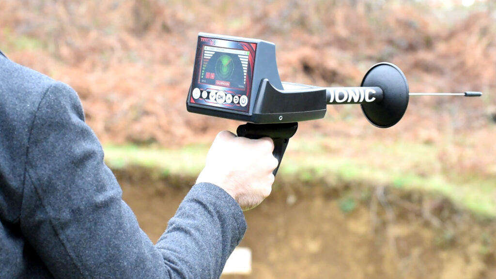 Titan 400 SMART Detector | The Long-Range Search System